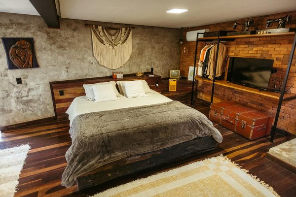 Quels sont les critères pour choisir une location de vacances en bord de lac avec des activités de paddle?